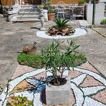 Allo Scoglio - Azienda Agricola بيت ضيافة ترييستي