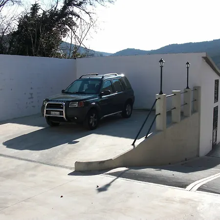 Allo Scoglio - Azienda Agricola بيت ضيافة ترييستي